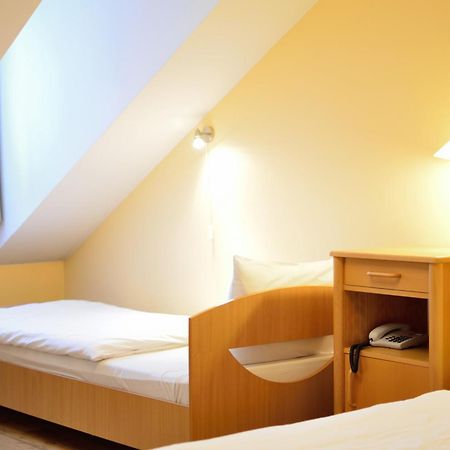 Wenderedu Business Center Bed & Breakfast Wroclaw Luaran gambar